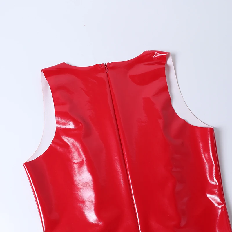 body moulant simili cuir rouge femme