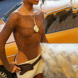 body élégant avec bijoux pour femme
