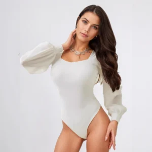 vêtement femme body transparent à manches longues